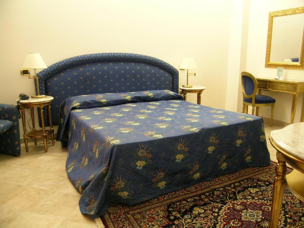 Hotel Da Vito Campagna Lupia Exteriör bild